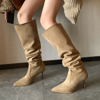 Женская обувь, тренд 2023, зимние сапоги до колена из флока, Женские длинные сапоги с острым носком, модная зимняя обувь на тонком высоком каблуке на молнии